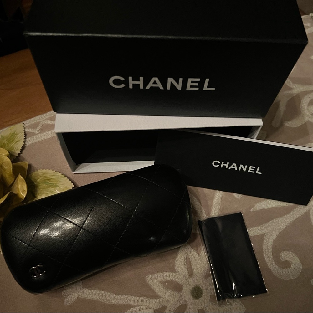 Chanel Black Large Eye Glass Case Brand New With Chanel Box,Len Cloth,Care Book